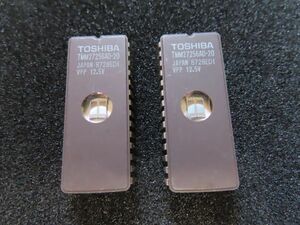【新品 未使用】 TOSHIBA 東芝 256Kbit EP-ROM TMM27256AD-20 ２個まとめて　(在庫９セット有り)