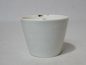 * old Imari white porcelain soba sake cup ( Edo middle period ) { lacquer repair } // sake cup and bottle persimmon right ..