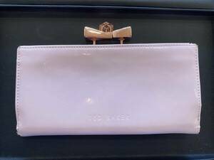 ＊3840 TED BAKER デットベッカー 財布 エナメル がま口 ピンク 中古 現状品