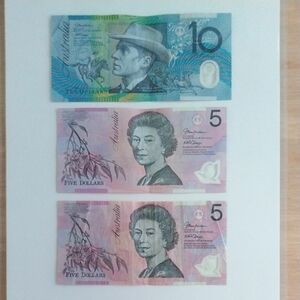 オーストラリア 紙幣ポリマー札　10ドル （1枚）5ドル（2枚） 