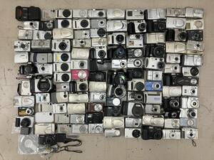 [ large amount 110 piece and more ] Olympus Casio Fuji film etc. compact digital camera etc. large amount summarize Junk D102