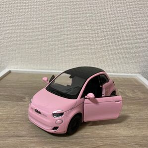 FIAT 500e 1/28 フィアット500 プルバックカー ミニカー