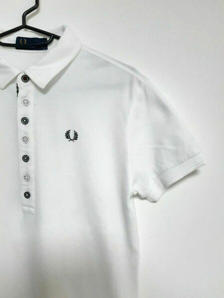 ★美品★　フレッドペリー　ポロシャツ　ワンポイントロゴ　ホワイト　Sサイズ