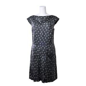  beautiful goods CHANEL P44329 here Mark print silk One-piece dress 34 dark gray Chanel KL4BQKUP43