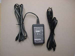 SONY made digital video camera for AC adaptor AC-L200 operation goods..