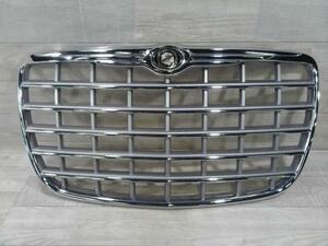 240517000810400 Chrysler 300C 8H273675 radiator grill 