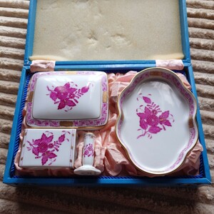 Herend Herend apo knee pink table cigarette set smoking . ashtray case case 