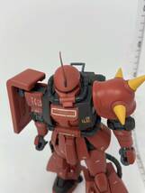 MG 1/100 MS-06R-2 ジョニー・ライデン専用 ザクII Ver.2.0 塗装完成品 現状品 ※13-4_画像4