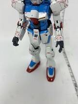 MG 1/100 Vガンダム Ver.Ka (ヴィクトリーガンダム) Vガンダム・ヘキサ (Vガンダムヘキサ) 塗装完成品 現状品 ※13-1_画像5