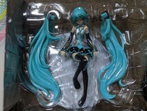 ワンピース　キャプテンハーロック　初音ミク　フィギュア　3体セット_画像3