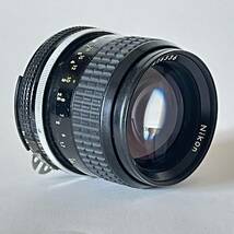 Nikon ニコン AI NIKKOR 85mm F2 単焦点 SLR カメラ レンズ _画像2