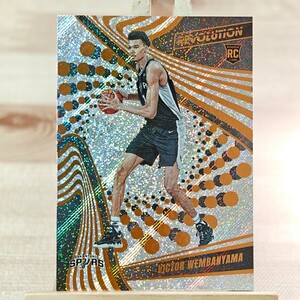 ビクター・ウェンバンヤマ 2023-24 Panini Revolution Victor Wembanyama Rookie San Antonio Spurs RC