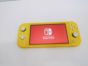 G-0501 【中古】 Nintendo Switch Lite ニンテンドースイッチ ライト イエロー 本体のみ (左スティック内側ゴムカバー破れ有)