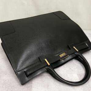 ●超美品●GUCCI グッチ●メンズ●カーフ レザー 本革●ビジネス バッグ●黒●G金具●イタリア製●腕掛け●A4 収納 書類 かばん●Js46240の画像4