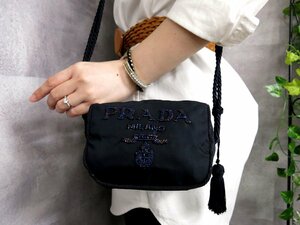 ●超美品●PRADA プラダ●ビーズ刺繍●ポコノ ナイロン●ショルダー バッグ●ネイビー●イタリア製●斜め掛け●かばん●Js46344