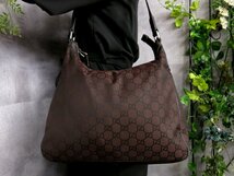 ●美品●GUCCI グッチ●GGナイロンカーフ レザー 本革●ショルダー バッグ●ブラウン●SV金具●イタリア製●肩掛け●B5 収納●Js46790_画像1