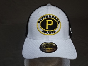 USA購入【NEWERA】【39THIRTY】MLBメジャー ピッツバーグ パイレーツ【Pittsburgh Pirates】ロゴ刺繍入りキャップ(M-L)