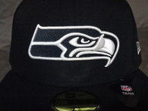 USA購入【NEWERA】【59FIFTY】NFLアメフト シアトル シーホークス 【Seattle Seahawks】ロゴ刺繍入りキャップ ブラック(7 1/2)_画像2