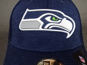 USA購入【NEWERA】【39THIRTY】 NFLアメフト シアトル シーホークス 【Seattle Seahawks】 ロゴ刺繍入りキャップ(M-L)ネイビー