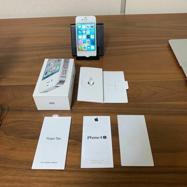 極美品　iPhone 4s ホワイト 32GB