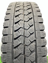 ☆送料込み☆ 205/85R16 117/115L LT ブリヂストン BLIZZAK W979 スタッドレス 1本 205/85/16 タイヤ_画像2