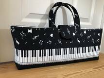 ピアノハート柄　ブラック　鍵盤ハーモニカバック　猫　音符　ハンドメイド_画像1