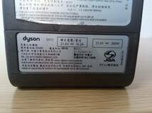☆【EM685】dyson　ダイソン　SV11　2台セット　コードレスクリーナー掃除機　ジャンク品_画像10