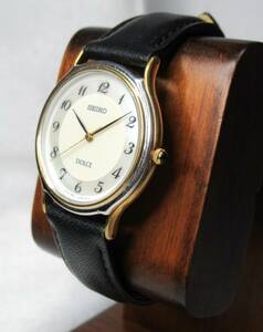 【電池交換済み】SEIKO / セイコー　DOLCE　ドルチェ　5E61-0A20　シェル文字盤　メンズ腕時計