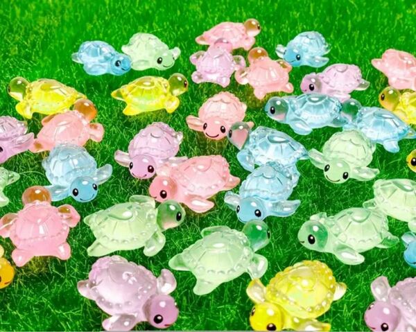 ミニチュア亀の置物 5個樹脂製ウミガメ 暗闇で光る亀の像 妖精の庭のマイクロ風景装飾用