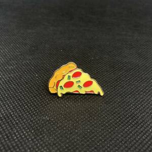 【PIZZA】カートゥーン ピザ ピンバッジ 高品質 食べ物 バッジ 光沢仕様 可愛い ミニュチュア アメリカ イタリア 個性的