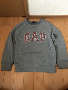 【送料無料】キッズトレーナー GAP サイズ120 中古　スウェット　グレー　ギャップ