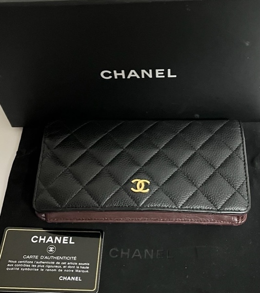 送料無料！　CHANEL　シャネル　マトラッセ　キャビアスキン　二つ折り　長財布　正規品　付属品充実