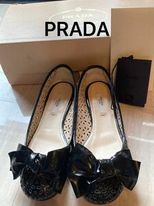 Prada パンプス