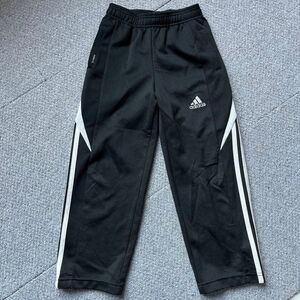 adidas アディダス　ジャージ　下　ズボン　120㎝　黒　白2本ライン　クーポンご利用で200円OFF