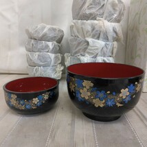 美品【 桂由美 YUMI KATSURA 】 花の舞 多用盆 丼椀 汁椀 箸 小皿 5客 セット 胡椒入れ 2客 花柄 桜 ピンク 黄色 紫 青 緑 エレガント _画像4