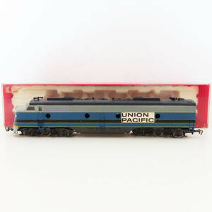 K05-Q05 当時物 Rivarossi リバロッシ 1829 EMD E8 Locomotiva Diesel BALTIMORE and OHIO