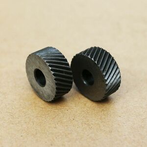 外径 19mm ピッチ 2mm 綾目 ローレット 駒