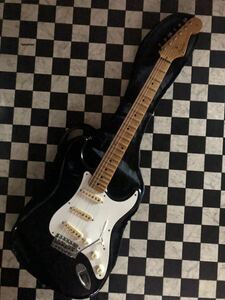 Fender Japan ST57 1992年製　ストラトキャスター　スキャロップ