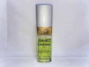 シャネル　ＣＨＡＮＥＬ　Ｎ°１９　オードゥトワレット　ヴァポリザター　１００ｍｌ　