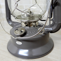 大セール【送料無料】新品 Dietz #30 Little Wizard Oil Lantern - Grey Nickel Trim 替芯付 ◇デイツ グレー ニッケル ハリケーンランタン_画像6