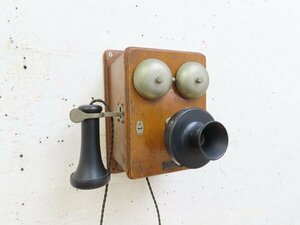  wooden wall hanging type telephone machine * antique * telephone * Showa Retro *150056