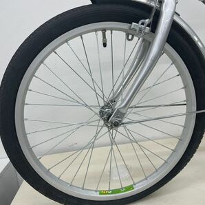 Codi 20インチ 折りたたみ自転車 6段変速 シルバー SHIMANO SIS シマノ 折り畳み自転車 コンパクト 持ち運びバッグ付き 中古 現状品の画像4