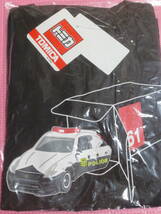 新品 130 トミカ 半袖Tシャツ 黒 パトカー柄 日産 フェアレディZ NISMO パトロールカー No.61 赤箱 働く車柄 男の子 夏物 120cm～ 送料無料_画像1