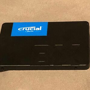 crucial SSD240 難あり動作品
