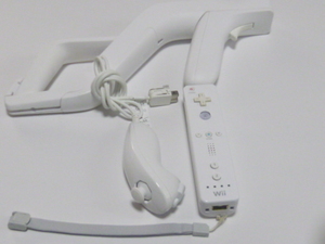 Z05【送料無料 即日発送 動作確認済】Wii　ザッパー　リモコン　ヌンチャク　ストラップ　セット　RVL-023　任天堂　純正　コントローラ