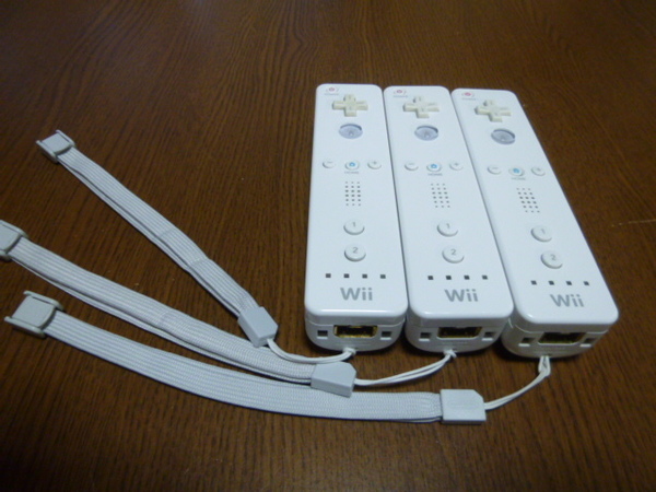 RS029【送料無料 即日配送 動作確認済】Wii リモコン ストラップ　3個セット ホワイト　白　セット