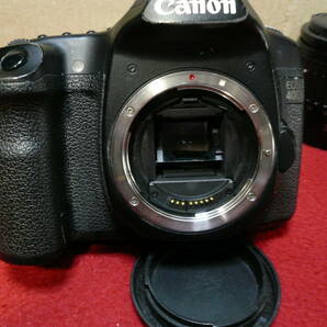 CANON EOS 40D+レンズ2本（80mm+200mm)の中古品 (64144ショット) 全て揃って届いたらすぐに使えますの画像2