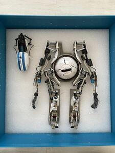 未使用品 3A x VALVe Portal2 Atlas ポータル2 アトラス threeA 3A グッスマ フィギュア underverse toy レア 希少品 ホットトイズ robot