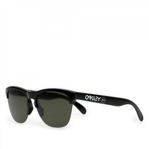 OAKLEY