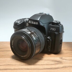 とても綺麗です。Nikon F80+AF NIKKOR 35-70mm f3.3-4.5 ニコンフィルム一眼レフカメラ通電、シャッター、フラッシュ確認済み【F100、F5】